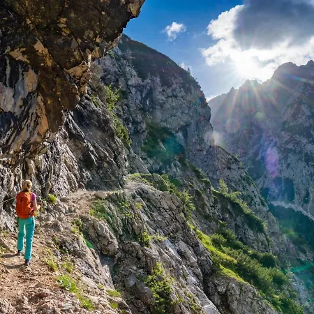 Schloss Luxury Retreat & Cultural Hideaway Szálloda