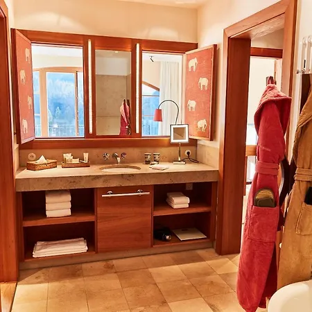 Szálloda Schloss Luxury Retreat & Cultural Hideaway