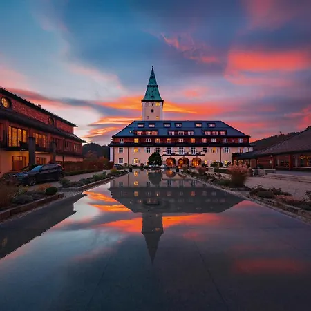 Schloss Luxury Retreat & Cultural Hideaway 5*