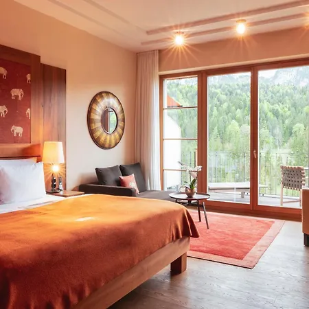 Schloss Luxury Retreat & Cultural Hideaway 5*
