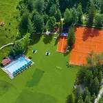Schloss Luxury Retreat & Cultural Hideaway Hotel 5*