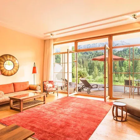 Schloss Luxury Retreat & Cultural Hideaway Hotel 5*