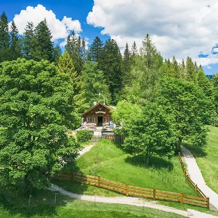 Schloss Luxury Retreat & Cultural Hideaway Hotel 5*