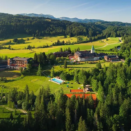 Schloss Luxury Retreat & Cultural Hideaway Hotel