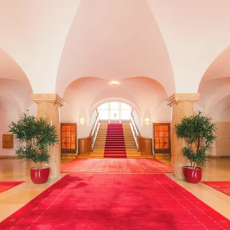 Hotel Schloss Luxury Retreat & Cultural Hideaway 5*